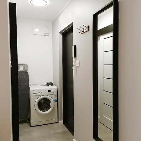 Nowoczesny Apartament W Sercu Wroclawia Exterior photo